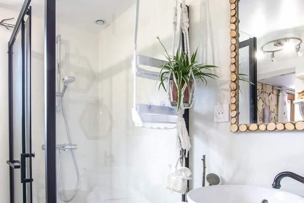 Photo of Bathroom in Monthion