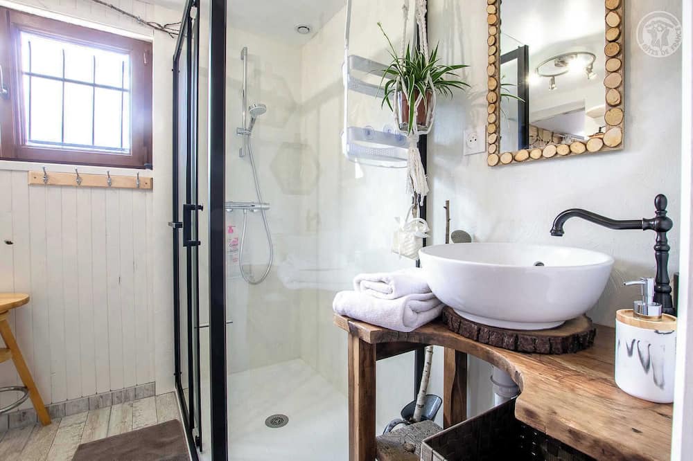 Photo of Bathroom in Monthion