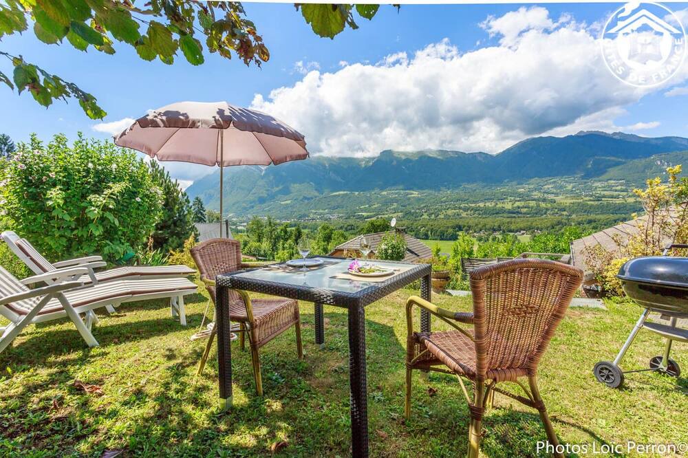 Photo of Outdoor in Monthion