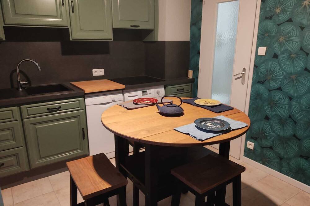 Photo of Kitchen in Up 1.5 Saint-Ferreol