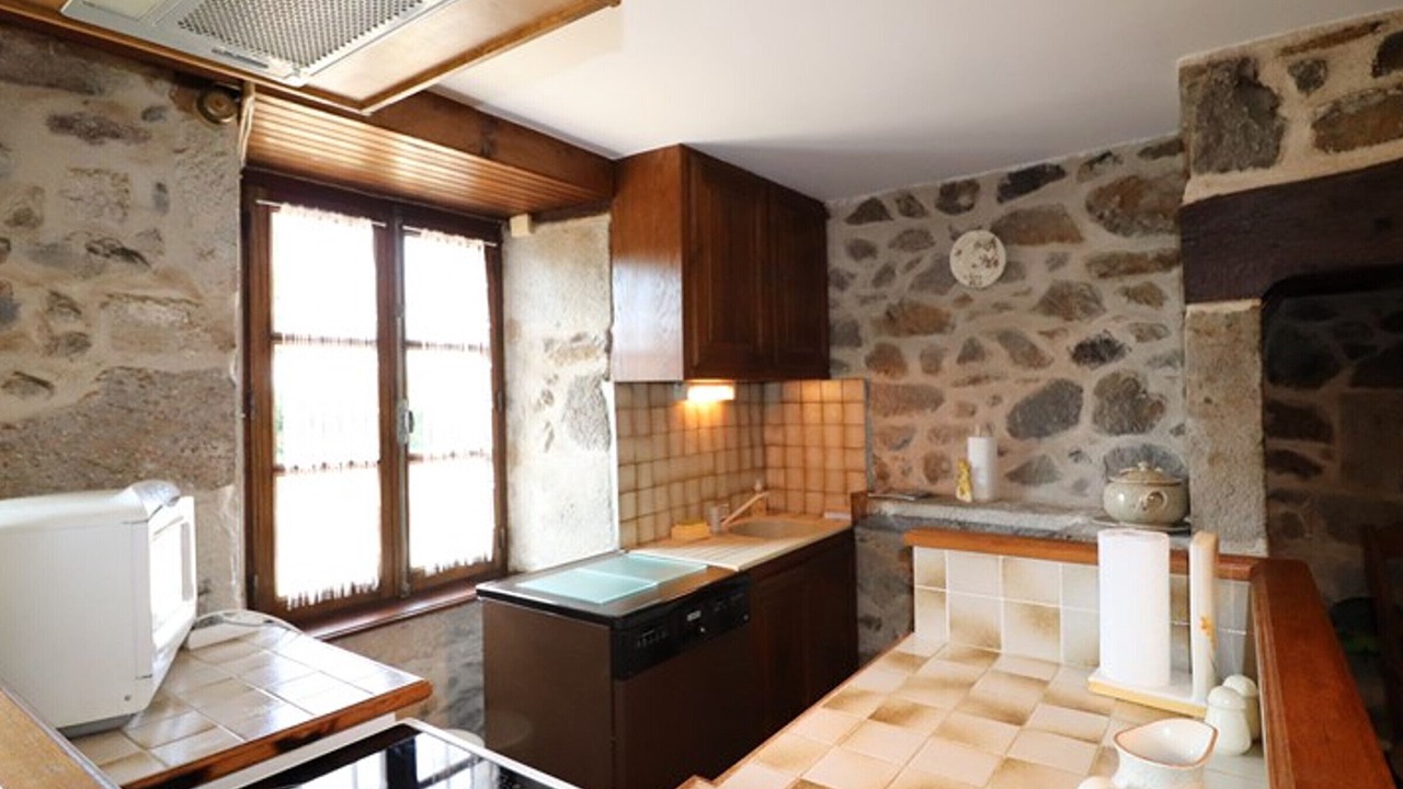 Photo of Bathroom in Saint-Etienne-de-Chomeil