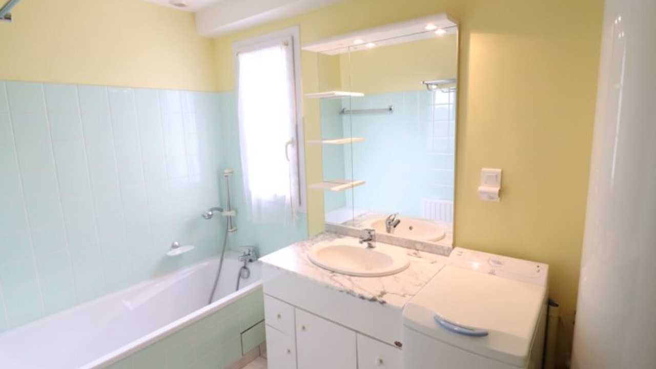 Photo of Bathroom in Sourniac
