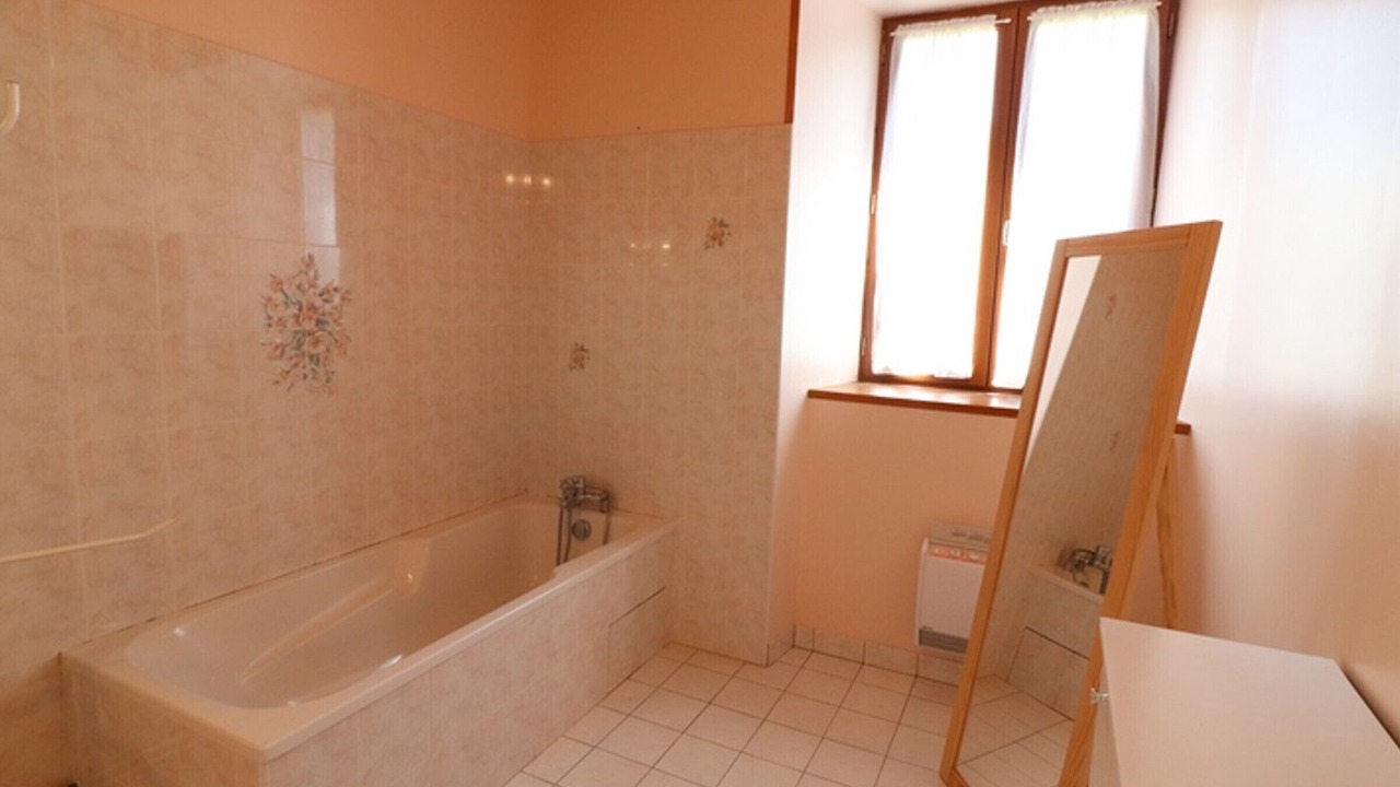 Photo of Bathroom in Saint-Just