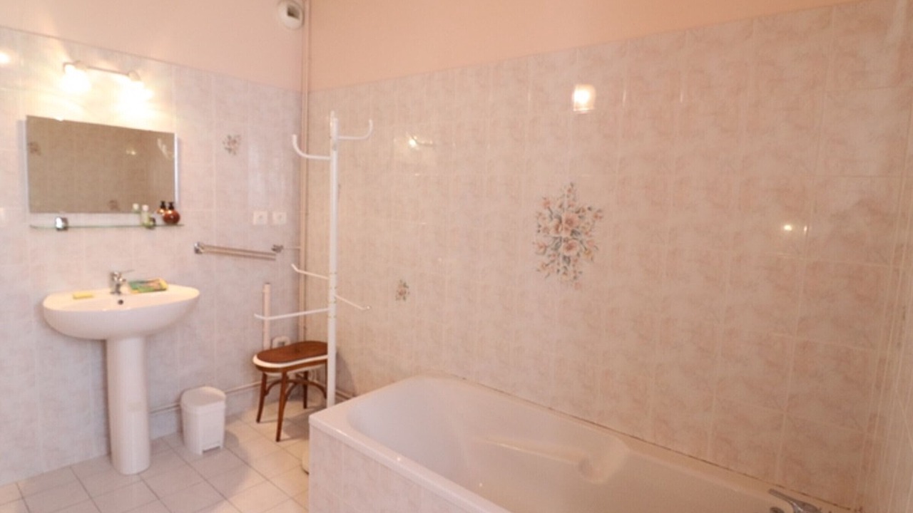 Photo of Bathroom in Saint-Just