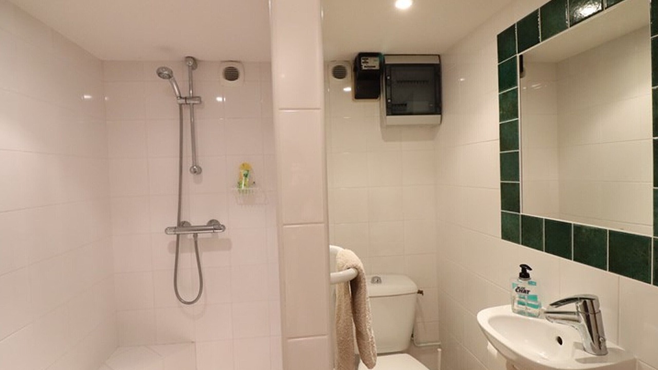 Photo of Bathroom in Oradour