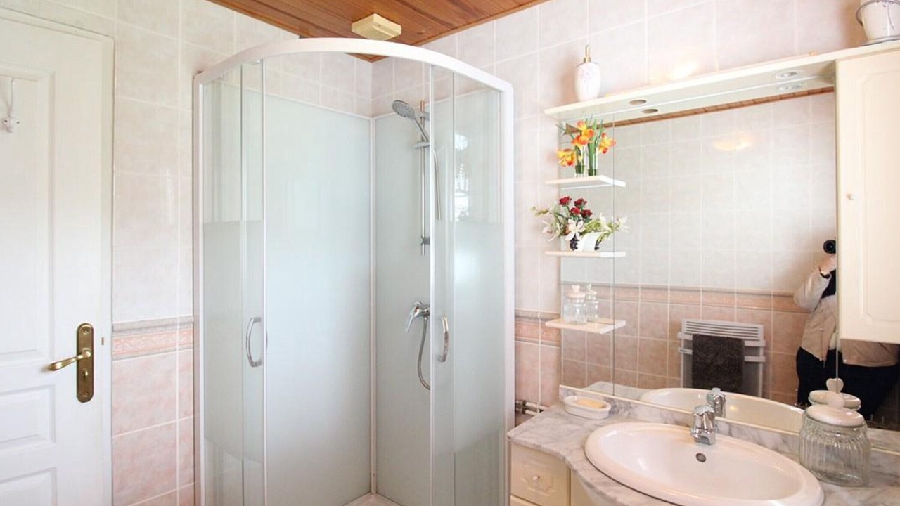 Photo of Bathroom in Lavigerie