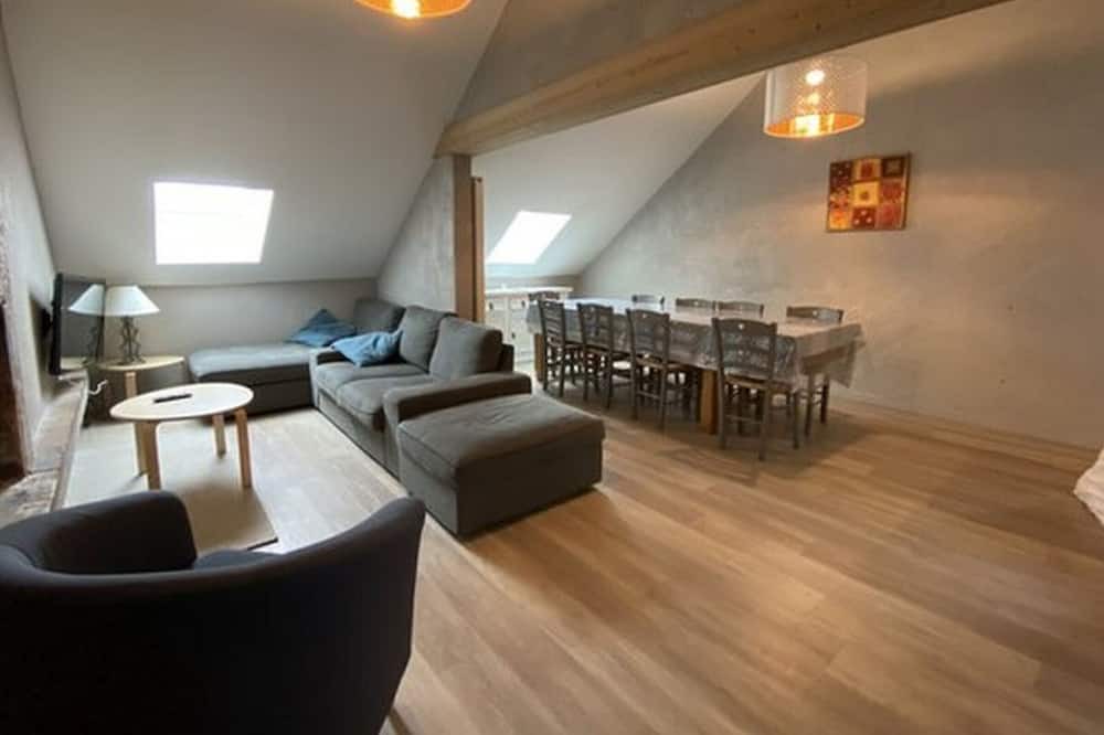 Photo of Livingroom in Albepierre-Bredons