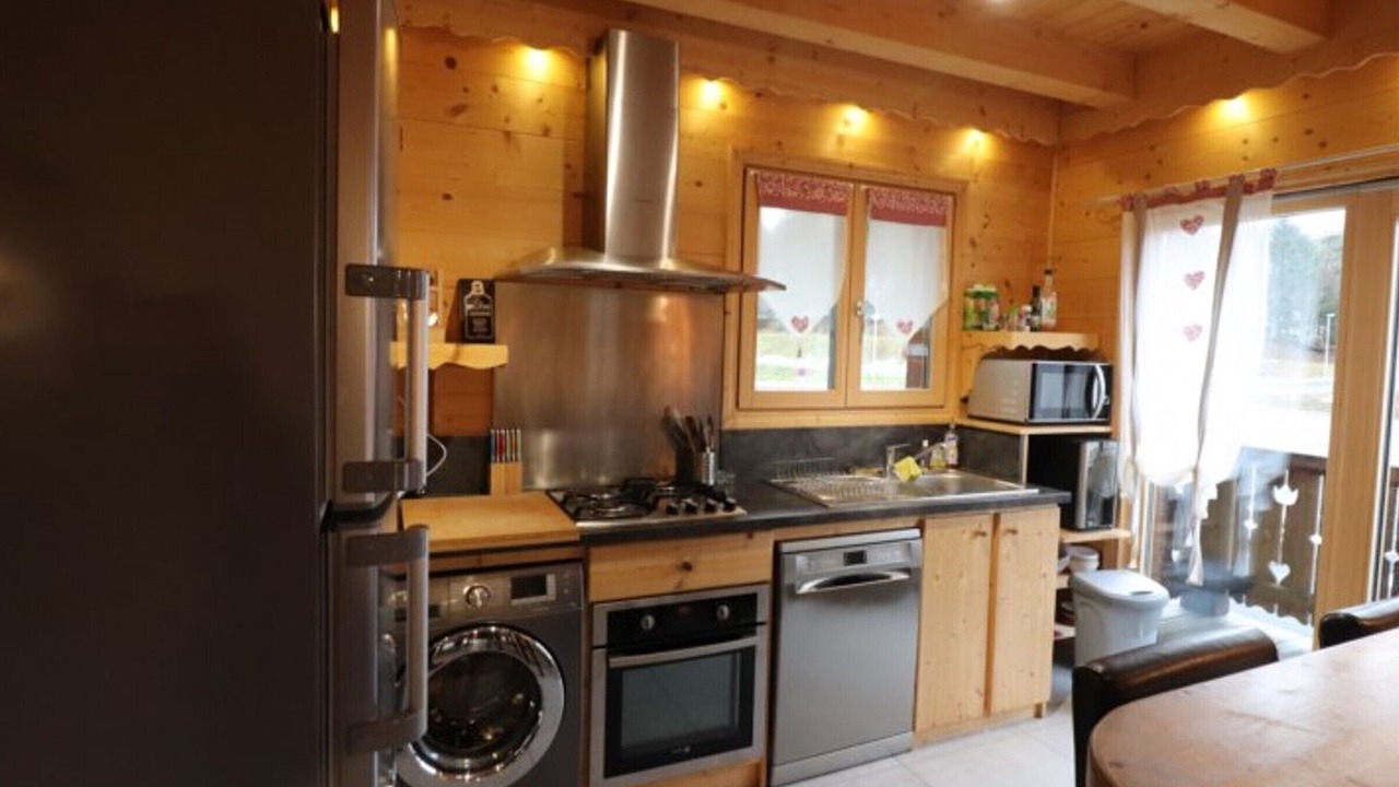 Photo of Kitchen in Saint-Jacques-des-Blats