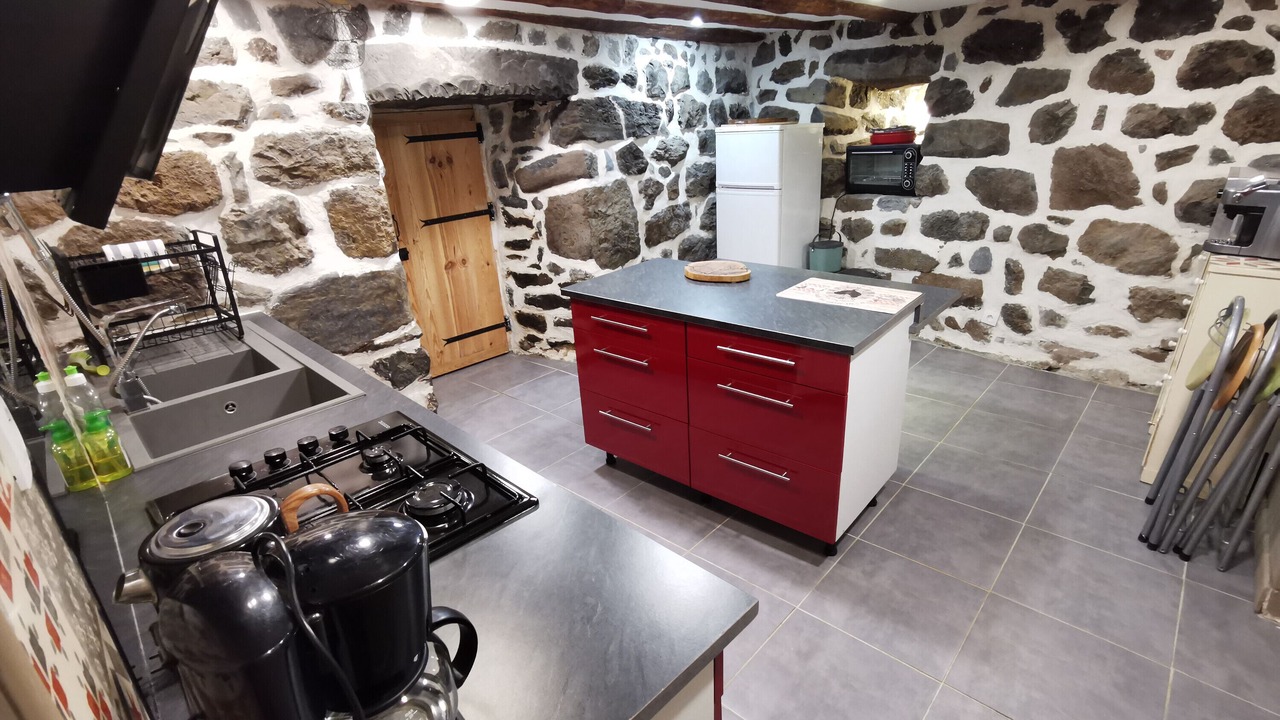 Photo of Kitchen in Le Monastier-sur-Gazeille