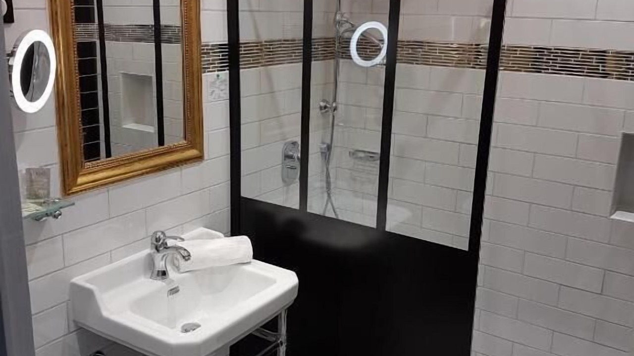 Photo of Bathroom in Montelimar