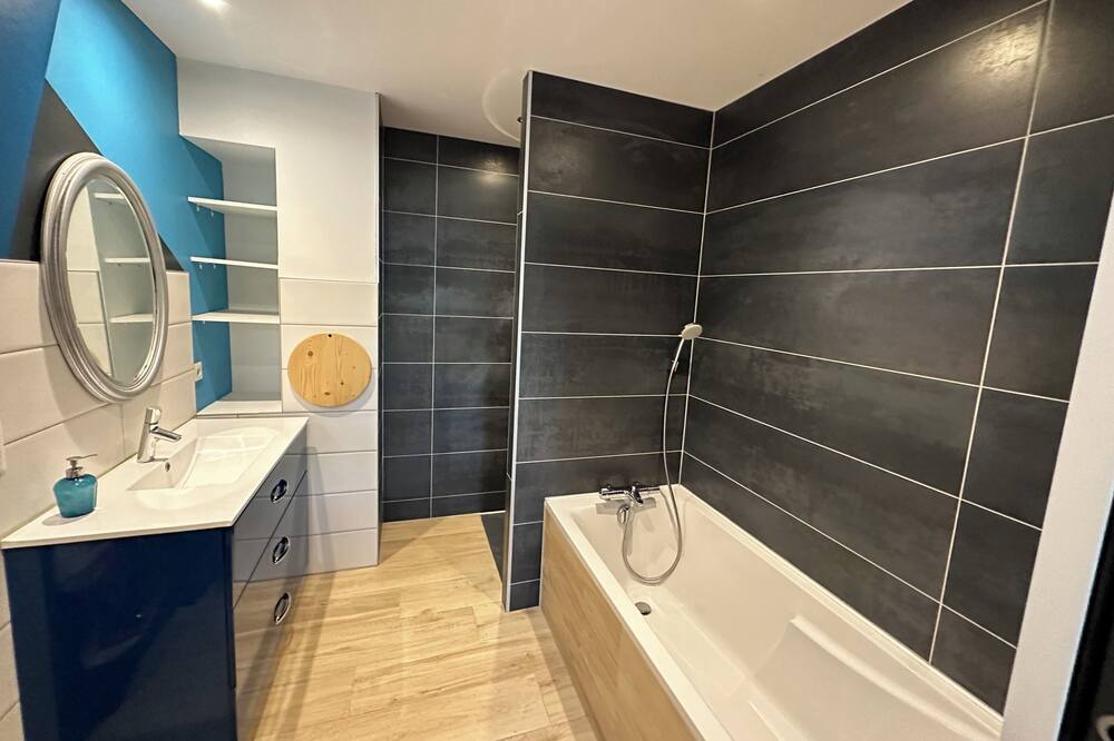 Photo of Bathroom in Chaux-Champagny