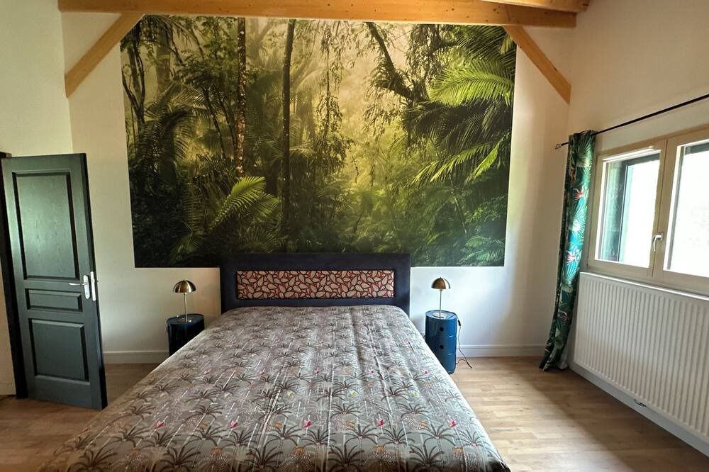Photo of Bedroom in Chaux-Champagny