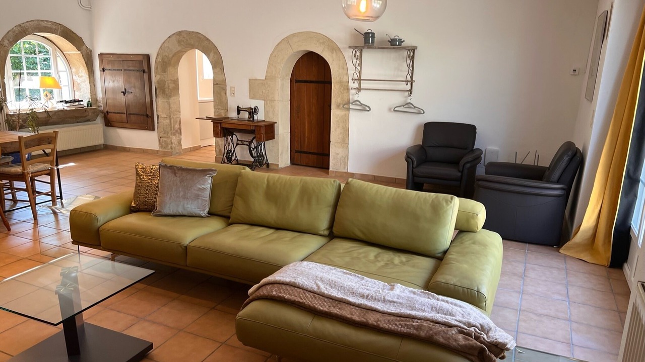 Photo of Livingroom in Chardonnay