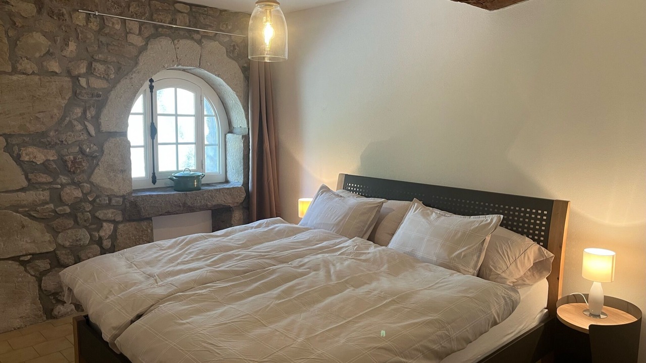 Photo of Bedroom in Chardonnay