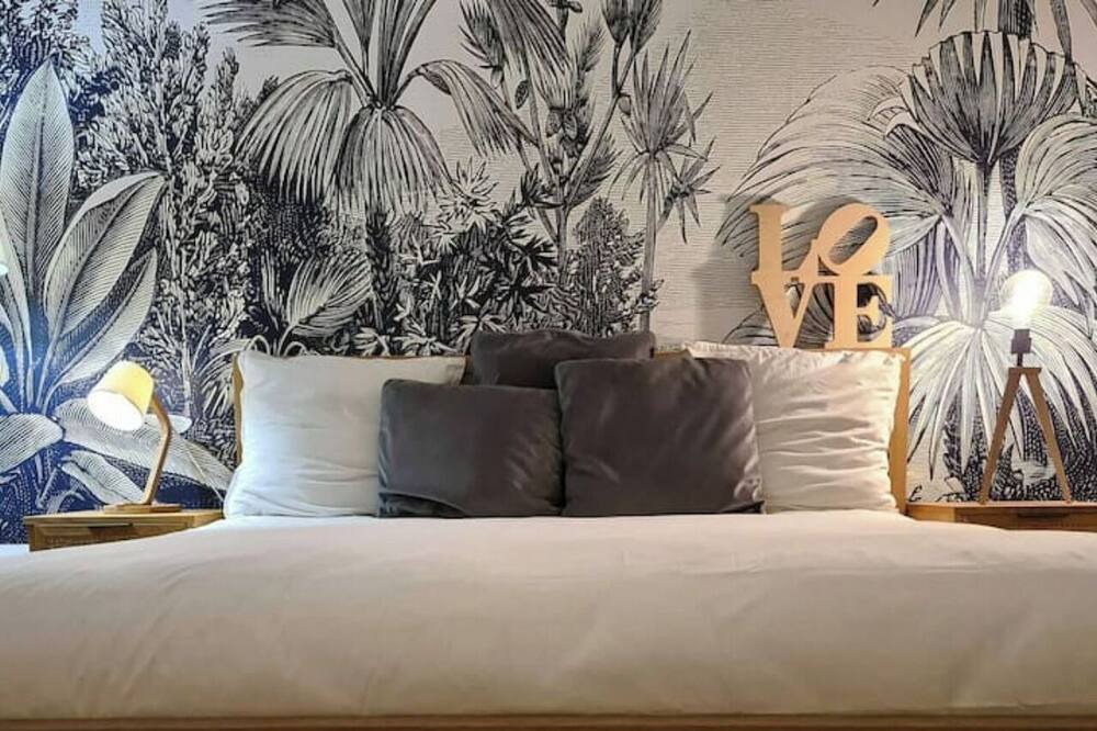 Photo of Bedroom in Marcoussis