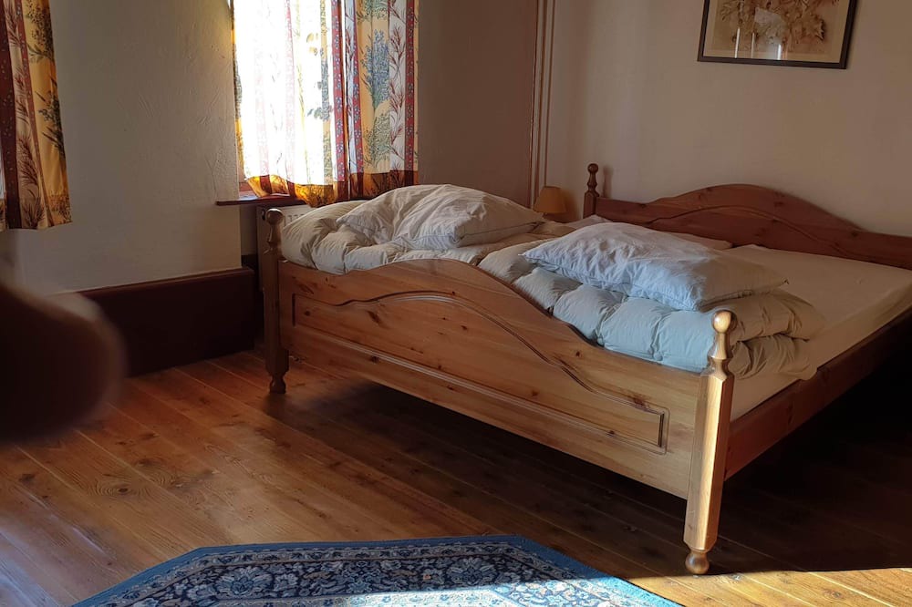 Photo of Bedroom in Trezioux