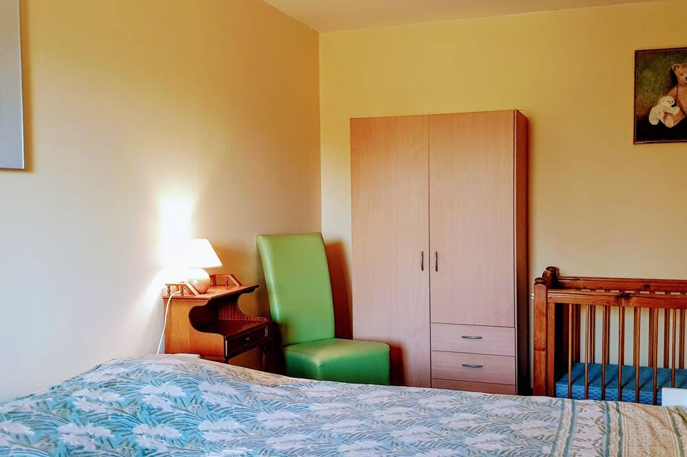 Photo of Bedroom in Trezioux