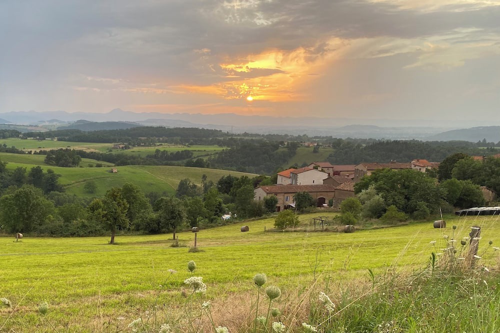 Photo of Outdoor in Trezioux