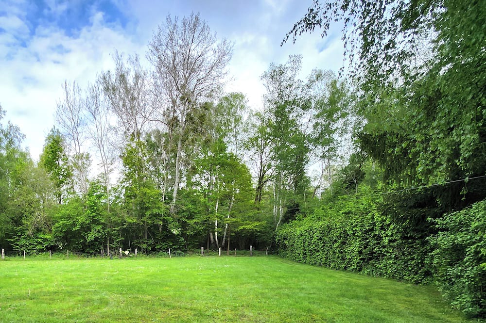 Photo of Outdoor in Bullion