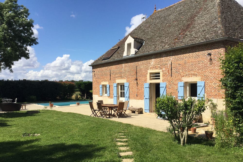 Photo of Outdoor in Franxault