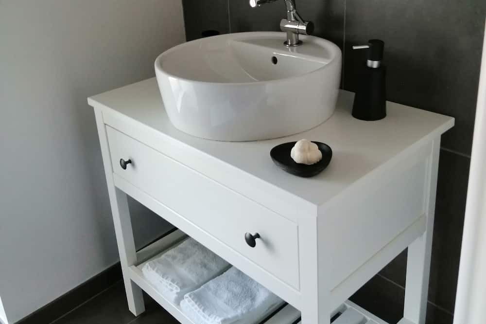 Photo of Bathroom in Hermitage-Tournonais-Herbasse-Pays de Saint-Felicien