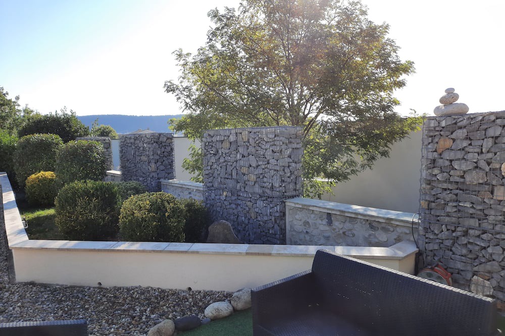 Photo of Patio Balcony in Lussas