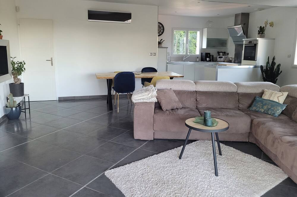 Photo of Livingroom in Lavilledieu