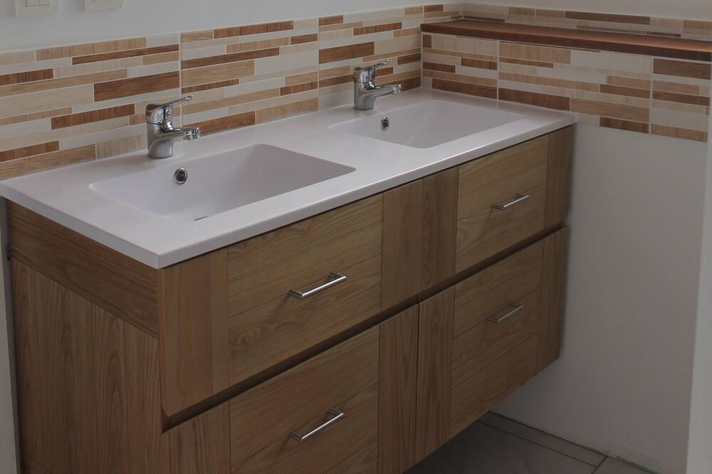 Photo of Bathroom in Chabrillan
