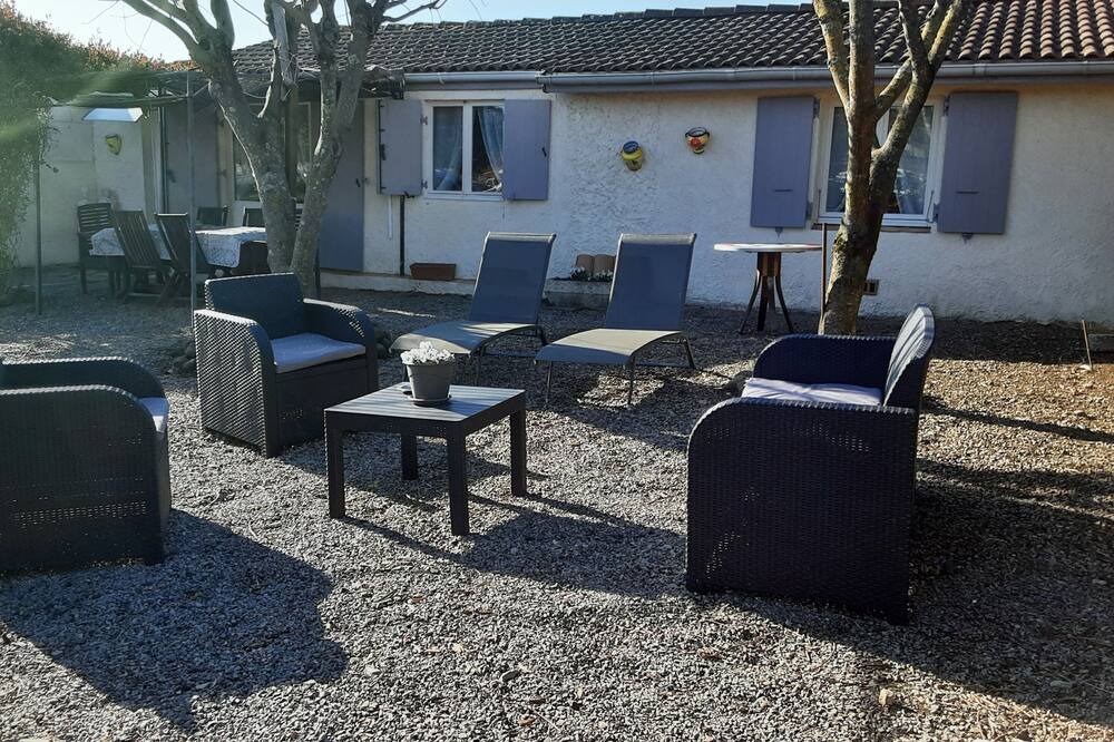 Photo of Patio Balcony in Lavilledieu