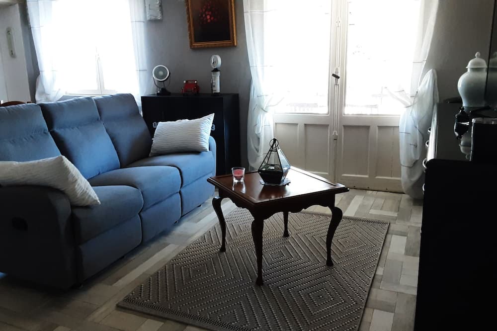 Photo of Livingroom in Lavilledieu