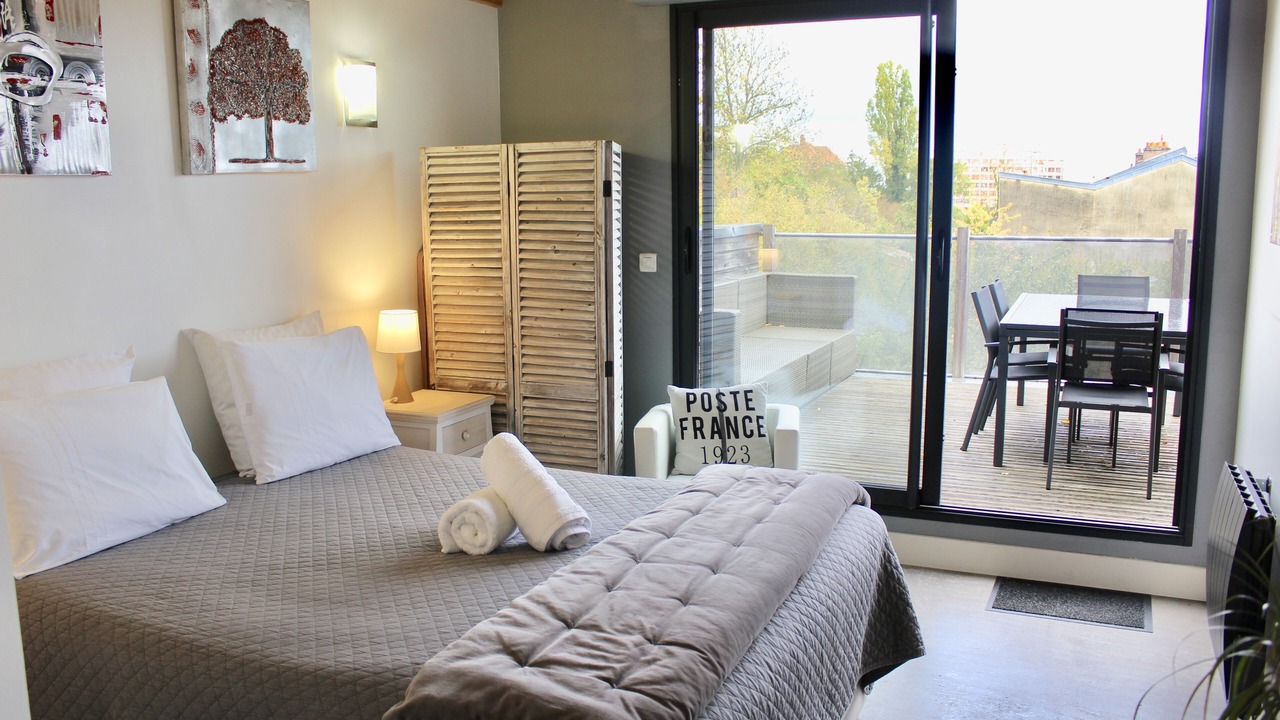Photo of Bedroom in Quartier Beauregard-Boufflers-Buthegnemont-Boudonville