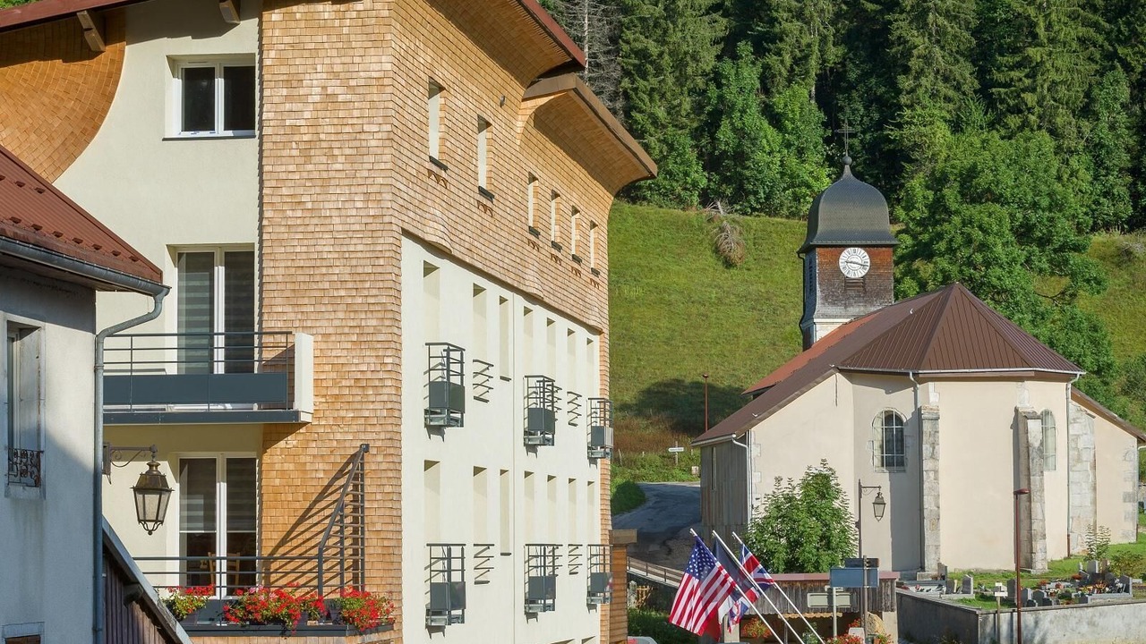 Photo of Buildings in Mijoux