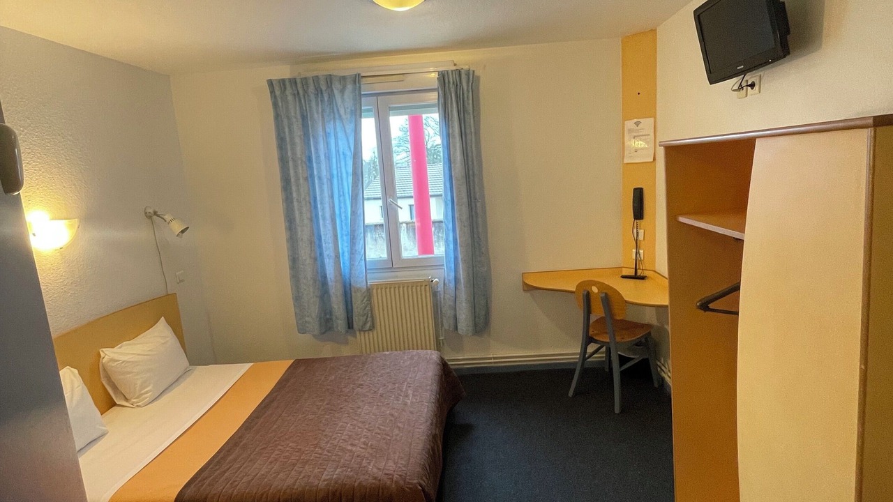 Photo of Bedroom in Avermes