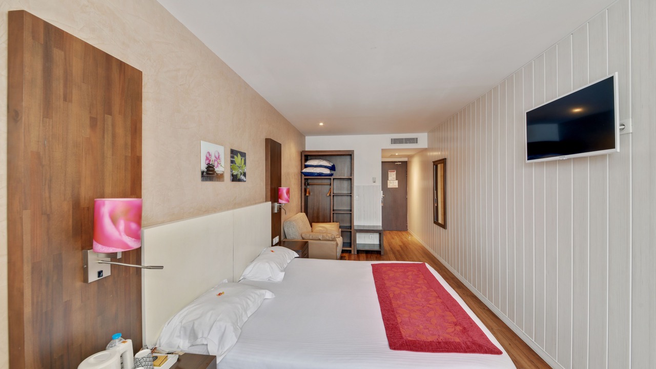 Photo of Bedroom in Villejuif
