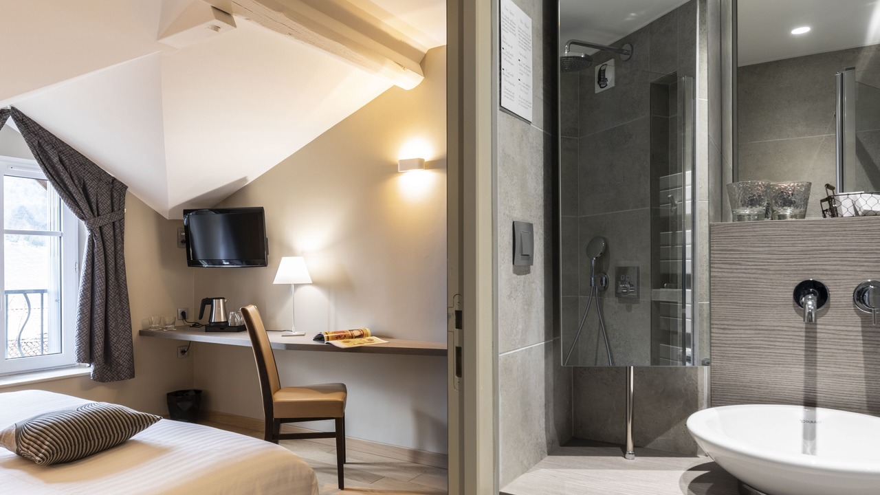 Photo of Bedroom in Vaux-en-Beaujolais