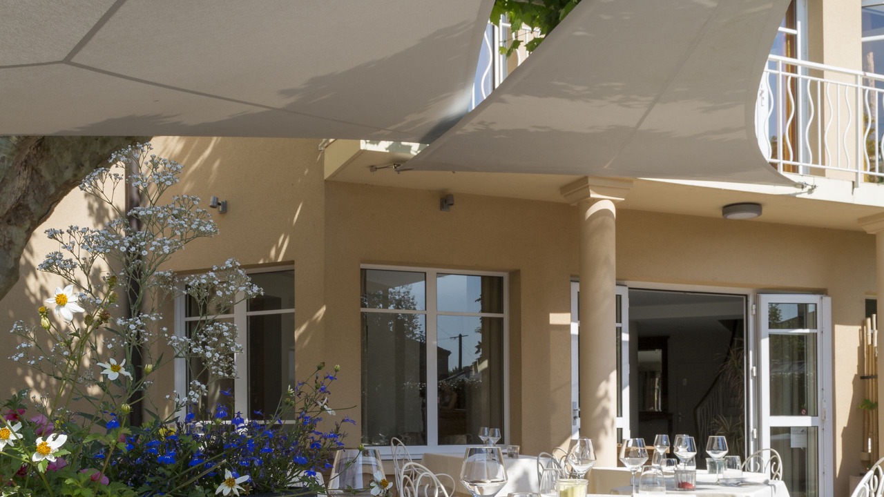 Photo of Patio Balcony in Vaux-en-Beaujolais