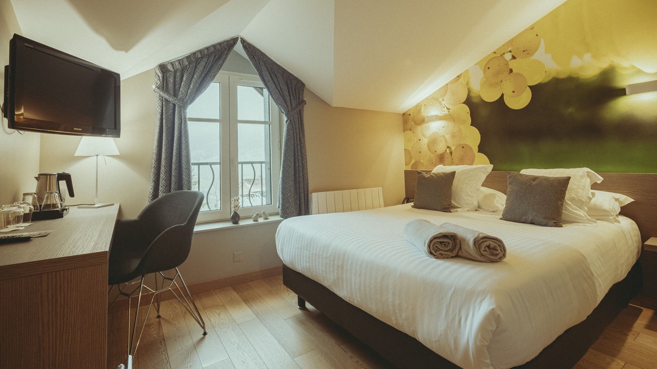 Photo of Bedroom in Vaux-en-Beaujolais