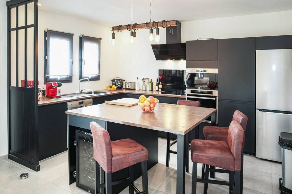 Photo of Kitchen in Violes