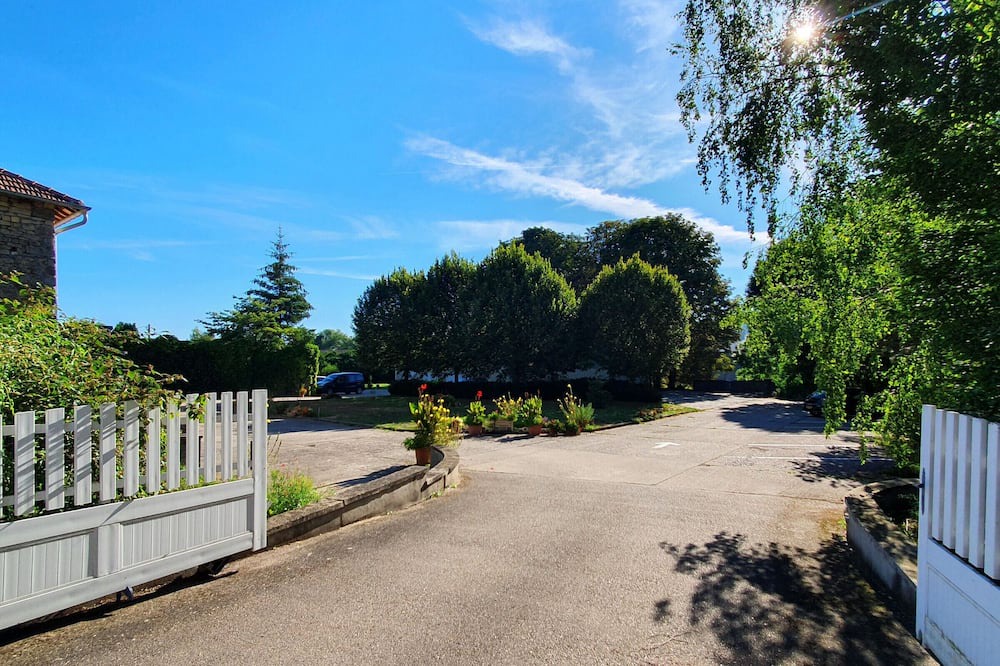 Photo of Outdoor in Remoncourt