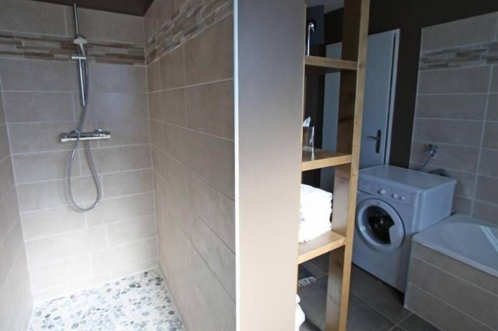 Photo of Bathroom in Jeuxey