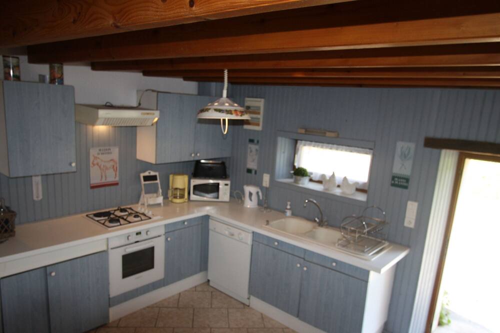 Photo of Kitchen in Vrecourt