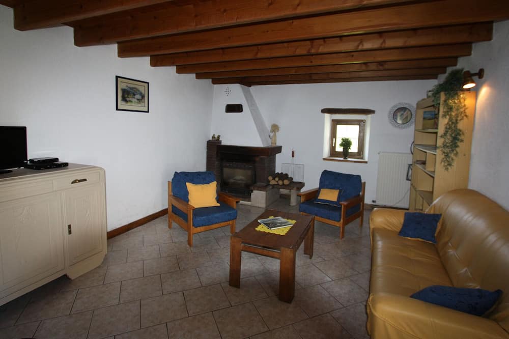Photo of Livingroom in Vrecourt