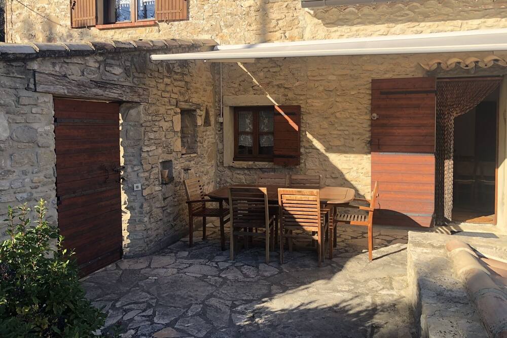 Photo of Patio Balcony in Faucon