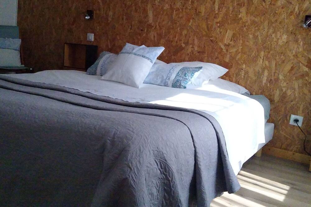 Photo of Bedroom in Plombieres-les-Bains