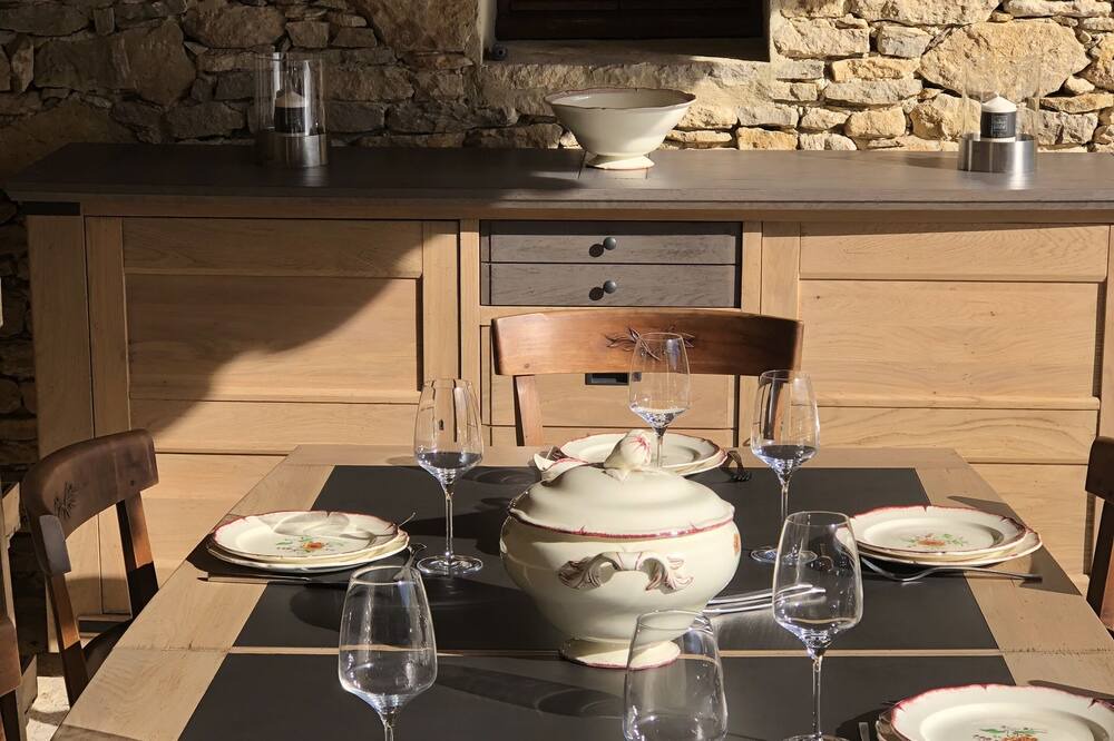 Photo of Kitchen in Faucon