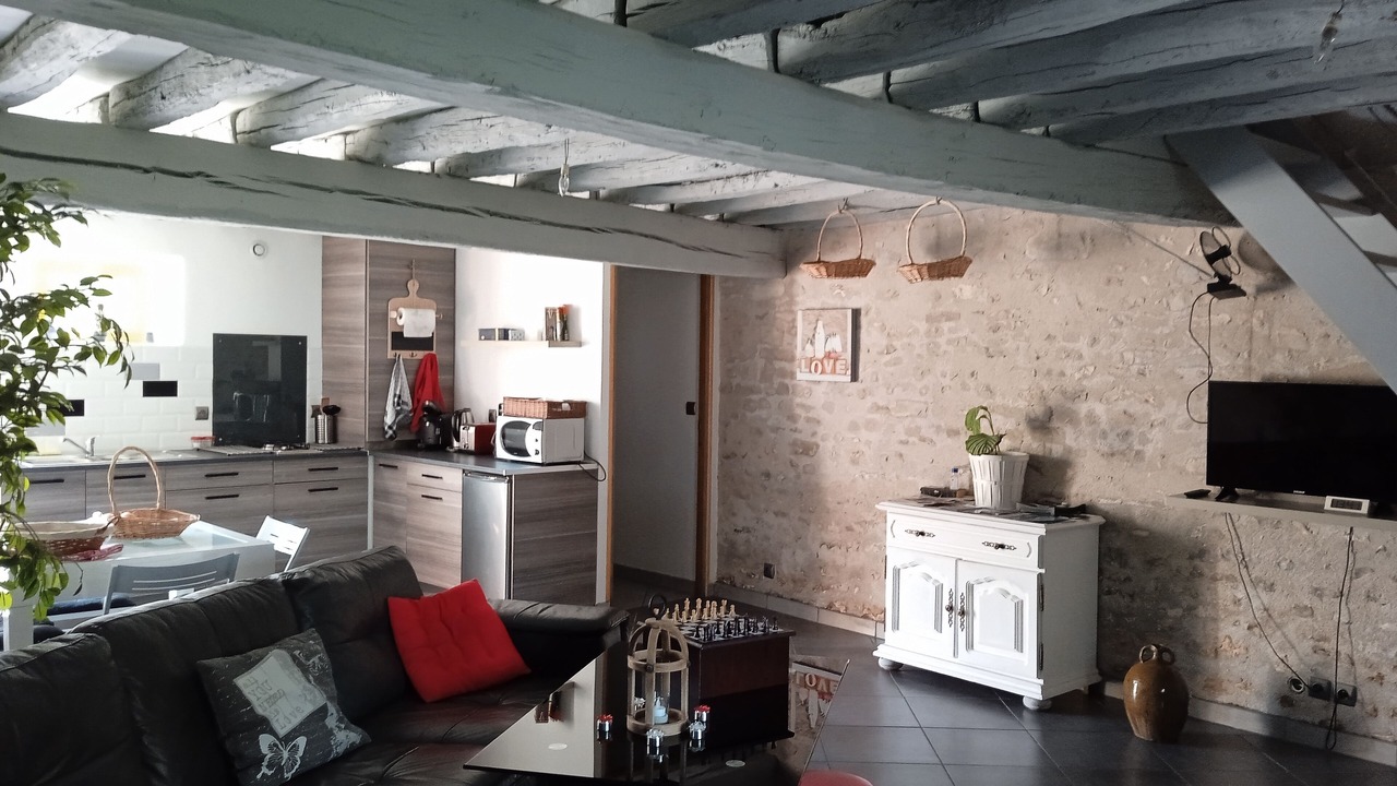 Photo of Livingroom in Azy