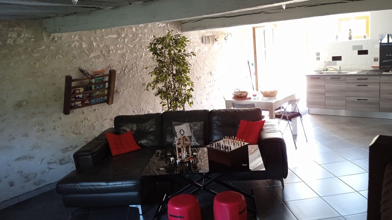 Photo of Livingroom in Azy
