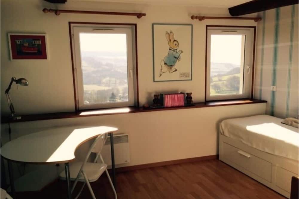Photo of Bedroom in Sologny