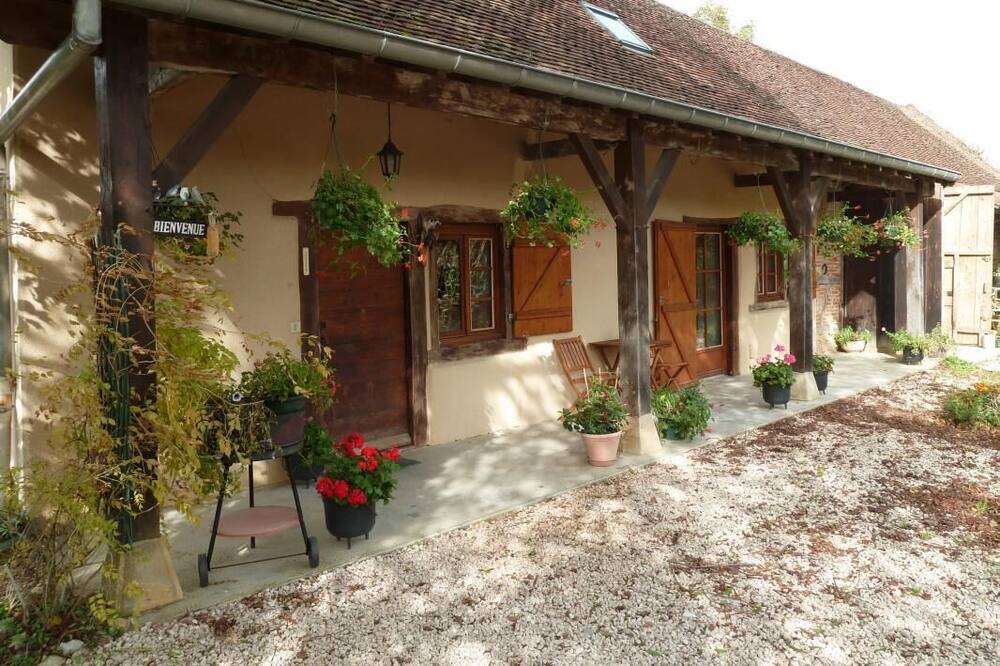 Photo of Outdoor in Flacey-en-Bresse