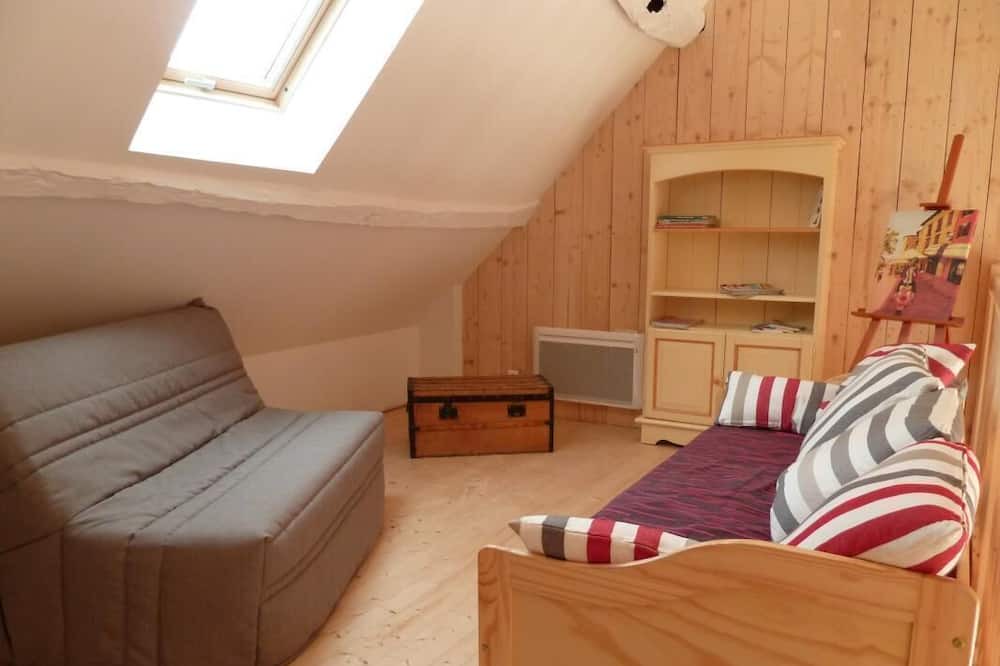 Photo of Livingroom in Flacey-en-Bresse